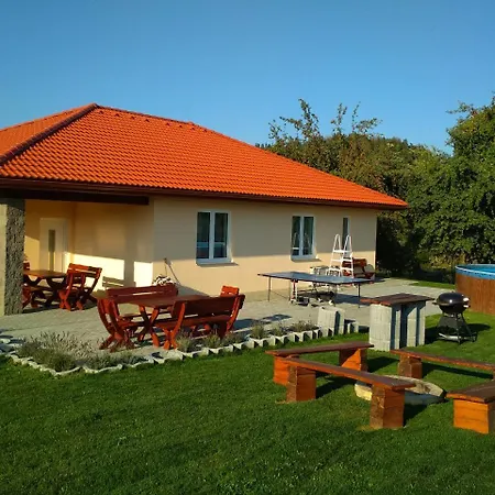 Feriehus House Adrelot